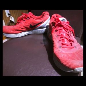 Men’s Nike sneakers